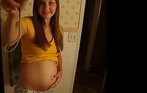Teen gfs pregnant and kinky!