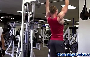 Dicksucking stud drilled by gym trainer