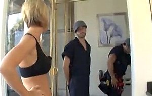 Milf grosse poitrine hardcore