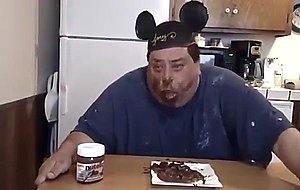 Latino mature thick bbm practices eating ass ;)