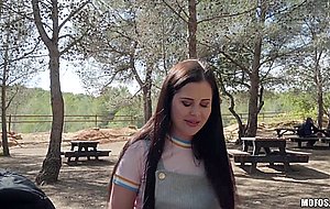 Kinky amateur is always ready for a quickie