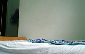 Solo cd gets vibrator in her ass