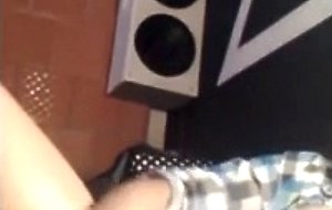 Perfect teen's screaming orgasms 