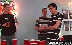 Drunk straight frat bro sucking on a intense cock