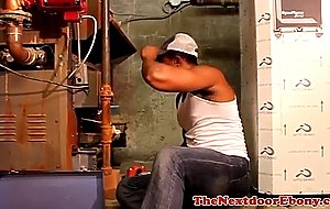 Ebony amateur hunk masturbating before work 