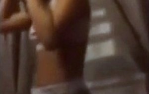 Beurette persicope tits 