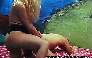 Blonde tranny sticks her dong into guys ass