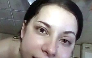 Amateur wife takes huge loads of cum on her face