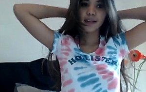 Omegle teen girl shows tits 