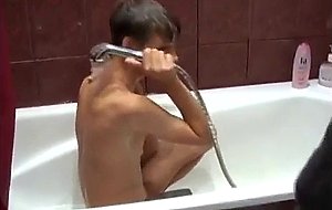 Amateur twinks bathtub sex