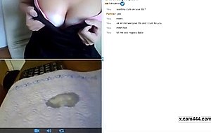 Look at her cool face in chat, x