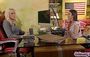 Serena Blair licking Kenzie Taylors sweet holes