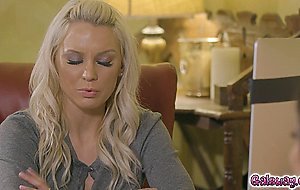 Serenes Anal sex deal with Lesbian Kenzie Taylor