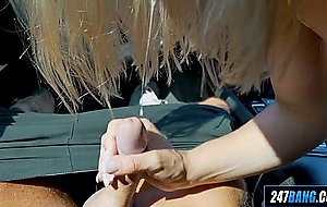 Perfect blonde roadhead 