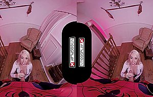 Vrcosplayx.com spider gwen blowing your mind with her mouth and pussy vrporn