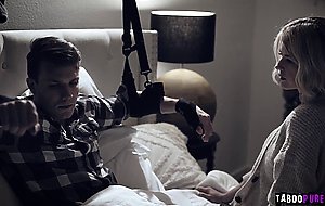 Kit offers Codey to give him deepthroat sucking for sexual release