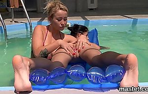 Wicked czech teen opens up her tight cunt to the p 