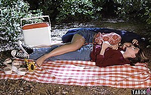 Lesbian college teens hairy pussy licking at a picnic