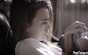 Crazy doctor used a babes tight pussy after blowjob