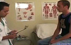 Hot doctor gets hot with patient