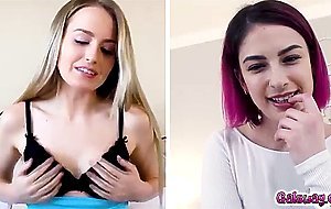 Kristen Scott and Scarlett Sage plays with their pussies