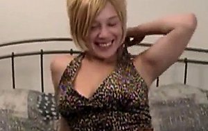 Shaved amateur tina with vibrator
