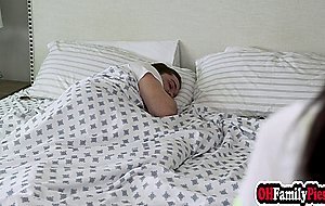 Skinny teen stepsister love morning quickie on bros big cock