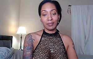 Hispanic milf destiny to experiment with new vibrator and