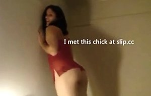 Amateur in red dress fucked on homemade