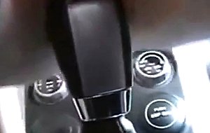 Amateur couple having great sex in the car 