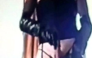 Mature whore jerking