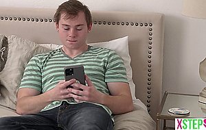 Teen stepsister Alicia Williams accused bro of having a little dick