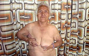 HelloGrannY Latin Ripe Amateur Grannies Collection