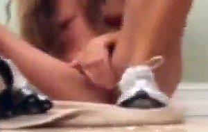 Sexy teen squirts on floor