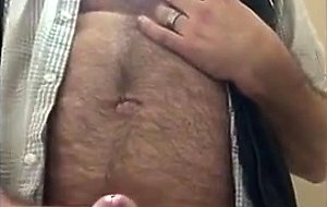 Str8 daddy bear in bathroom
