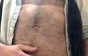 Str8 daddy bear in bathroom