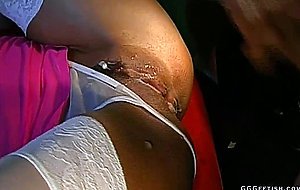 Cumshots on pussy and bukkakes on german sluts