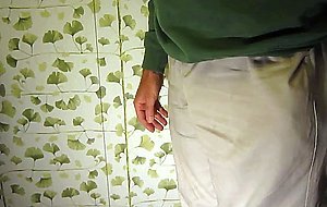 Grandpa David 67 London talks whilst masturbating & cumming