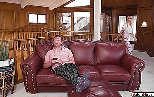 Stepbro lick pussy and fucks busty stepsis until she squirts