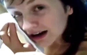 Amateur girl homemade girlfriend takes an eyeful mp4