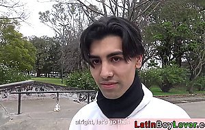 Amateur latin skater Leo accepting a strangers offer