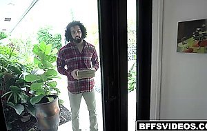 Thanksgiving dinner turns into pussy pounding