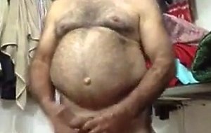 Str8 Syrian daddy prepares his tool