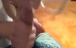 Deutsche Amateur-Blondine blast Schwanz