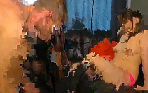 Glucklicher Mann fickt Nachbar vor Frau