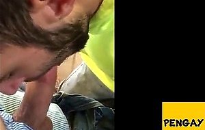 Hungry builder sucking dick