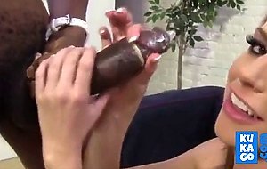 Black guy problems (no condom for black men)