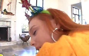 slut imples herself