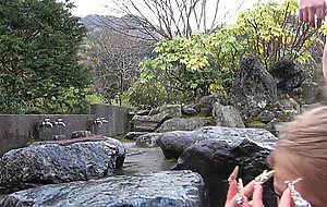 Honb-254 m man silently trains outdoors