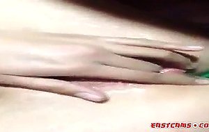 Cute Chinese girl squirting masturbation using toy!